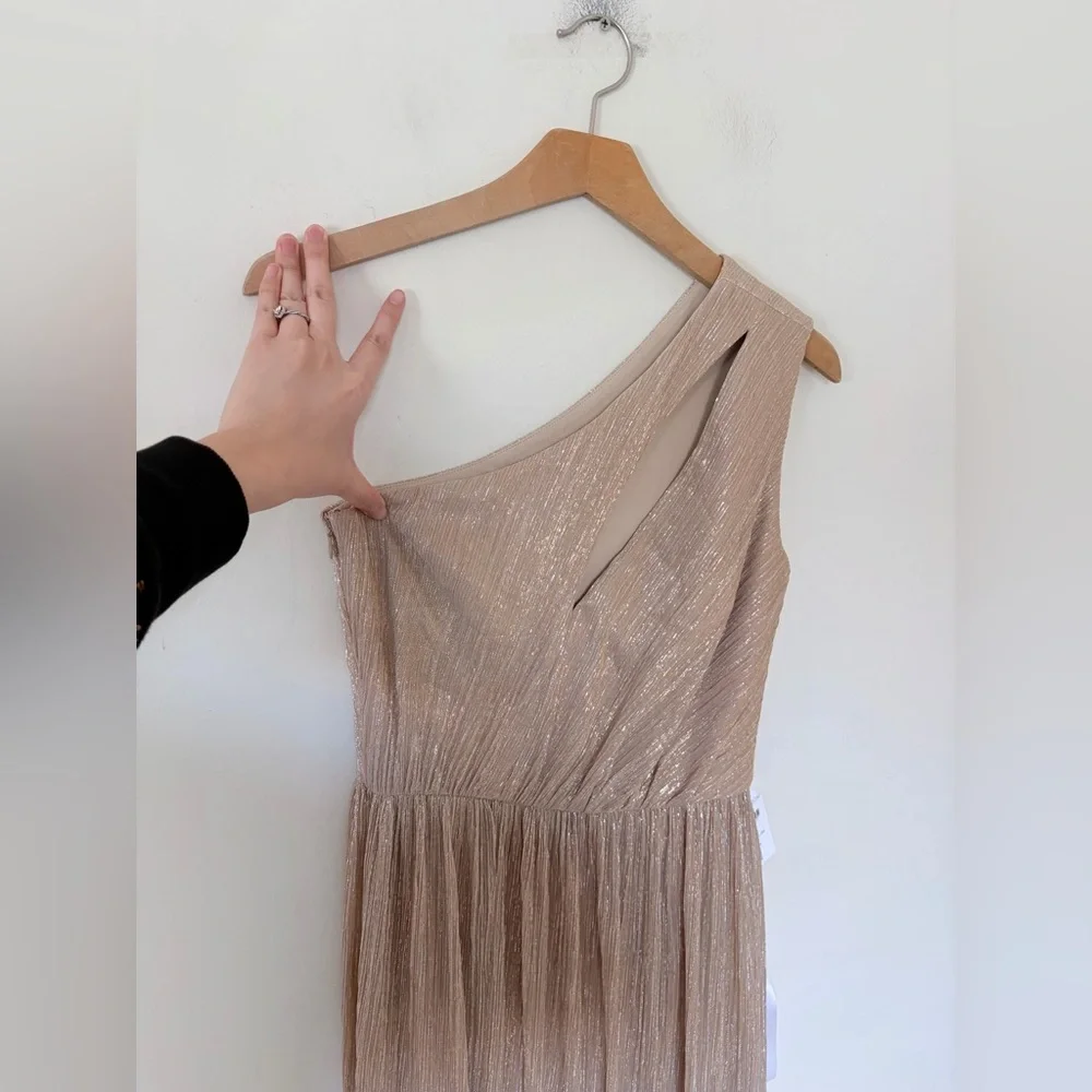 NWT $248 Dress The Population Kienna Metallic One-Shoulder Gown XS READ - Picture 5 of 13